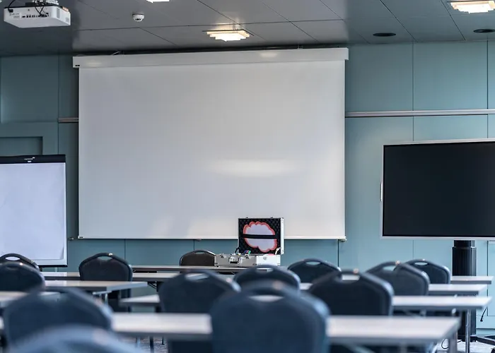 B-Smart Hotel Schoenenwerd