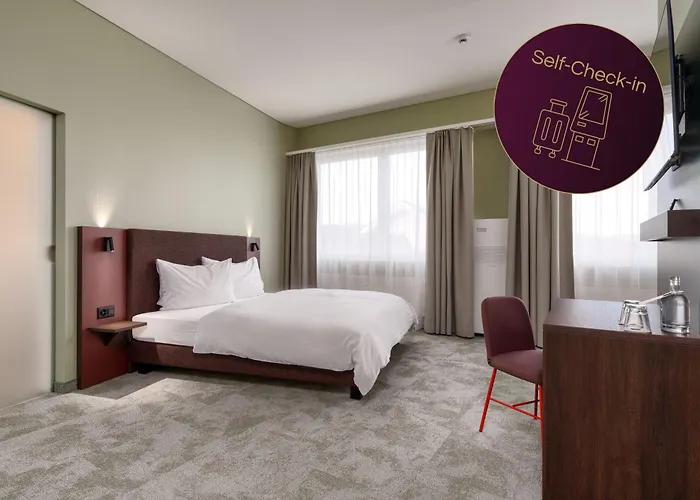 B-Smart Hotel Schoenenwerd