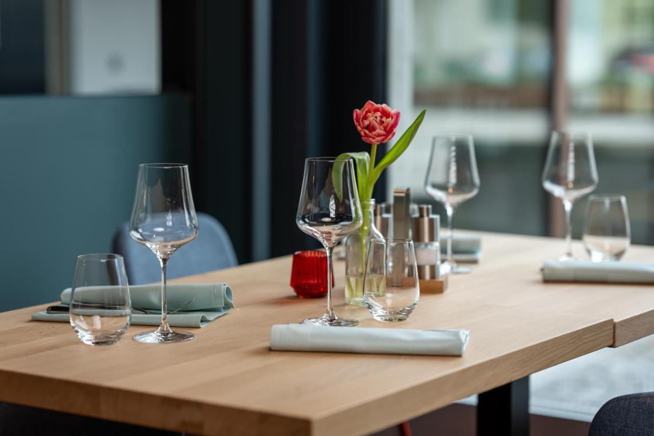 B-smart Schoenenwerd Hotel 4*